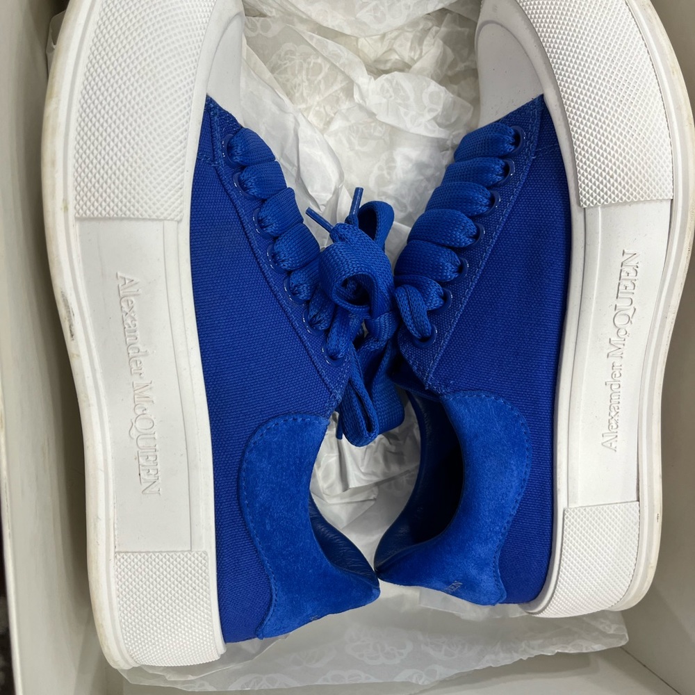 Alexander McQueens sneaker canvas sack - Picture 4 of 7